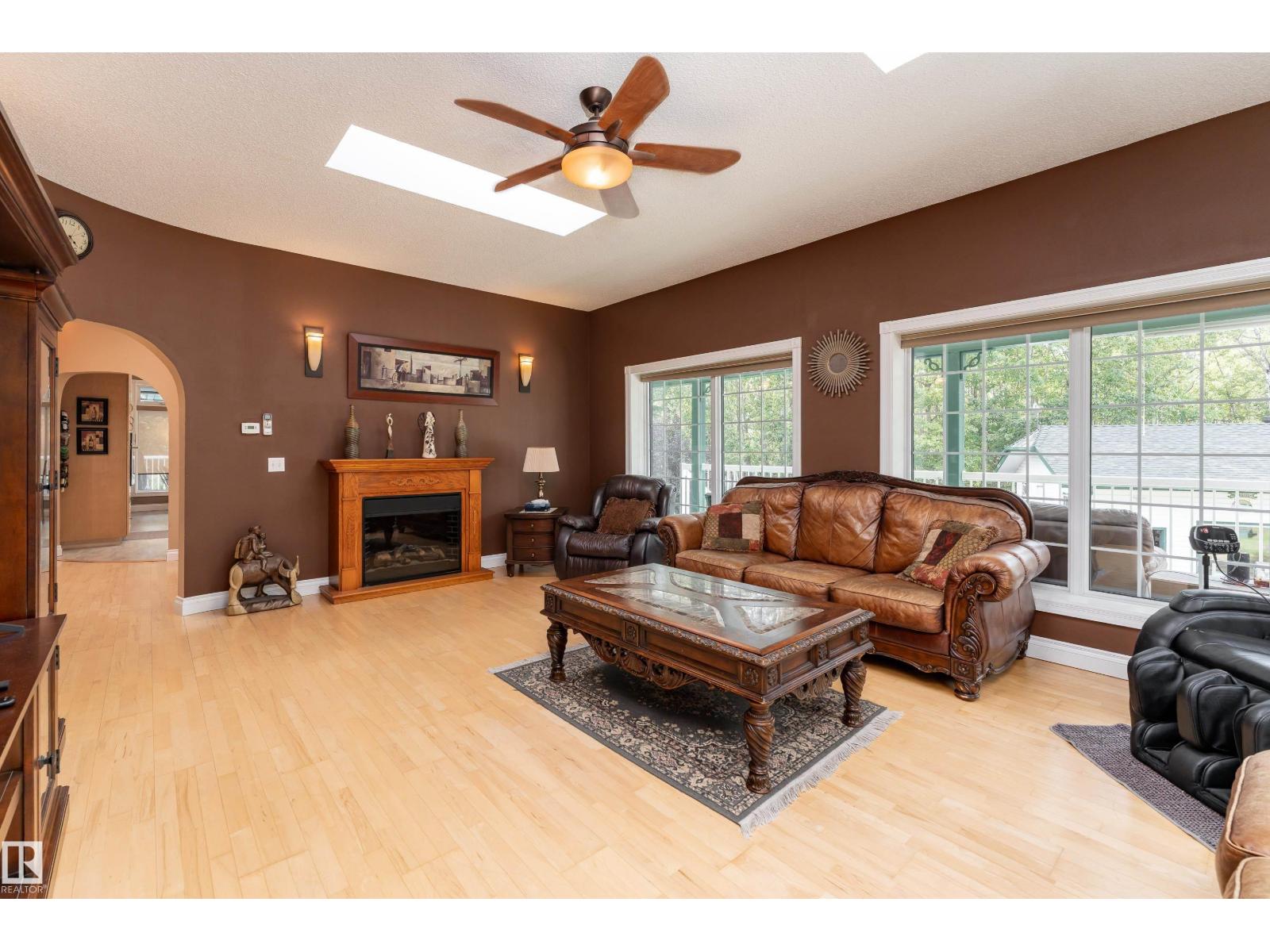 #61 51109 RGE ROAD 220 - 8