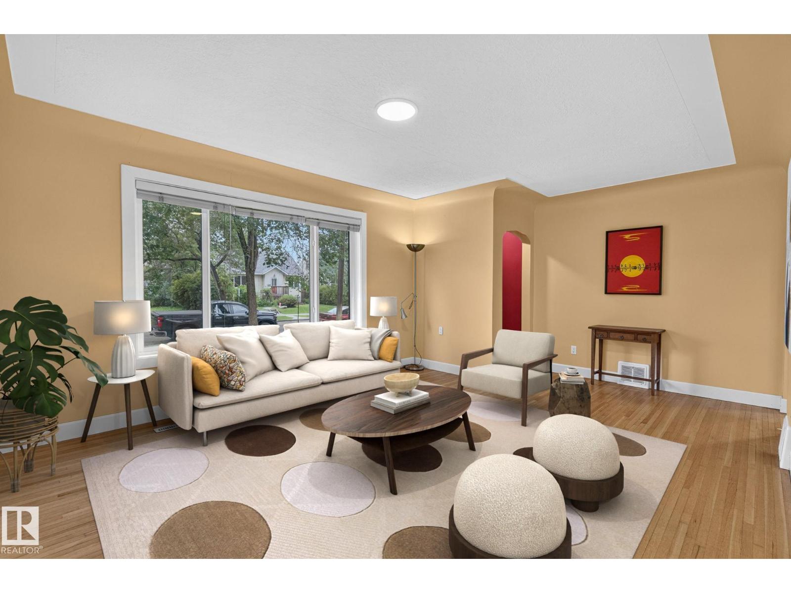 6261 112A ST NW - 3