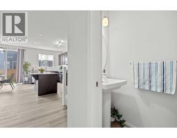 5pc Bathroom - 120 Carringford Road Nw, Calgary, AB T3P2H1 Photo 8