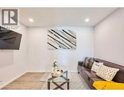 983 148 Avenue NW - photo 18