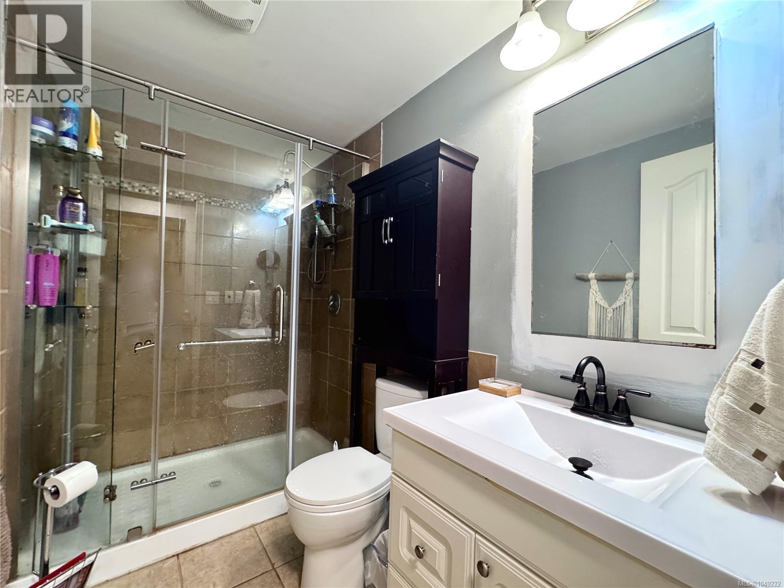 #11 6225 Lugrin Rd - Image 14