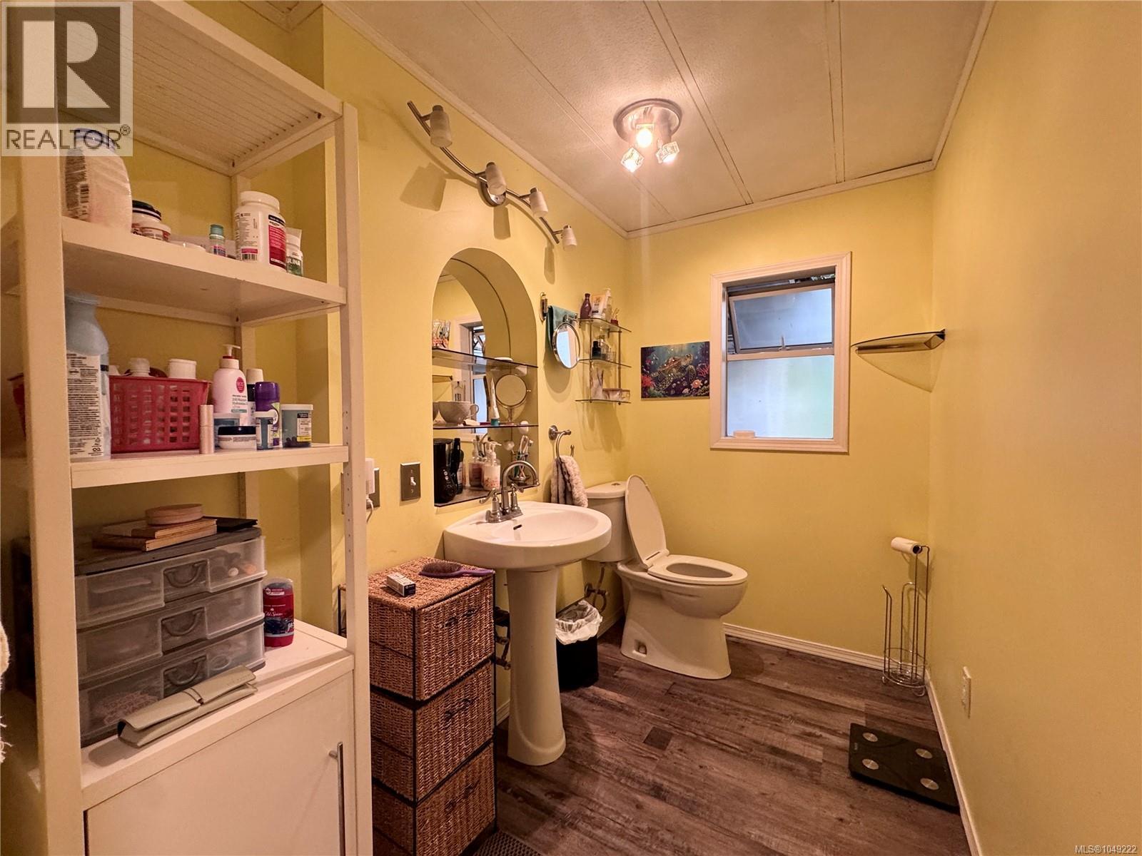 #11 6225 Lugrin Rd - Image 13