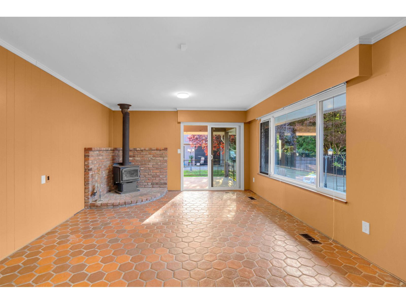 7 Bed, 5 Bath House for Sale in Chilliwack – 9725 JUNIPER STREET, Chilliwack Proper East – MLS# R3163537 - Image 27