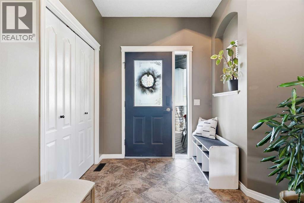 220 Springmere Place, Westmere, Chestermere photo 2