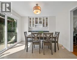 20360 Thorne Avenue, Maple Ridge, BC V2X8T9 Photo 9