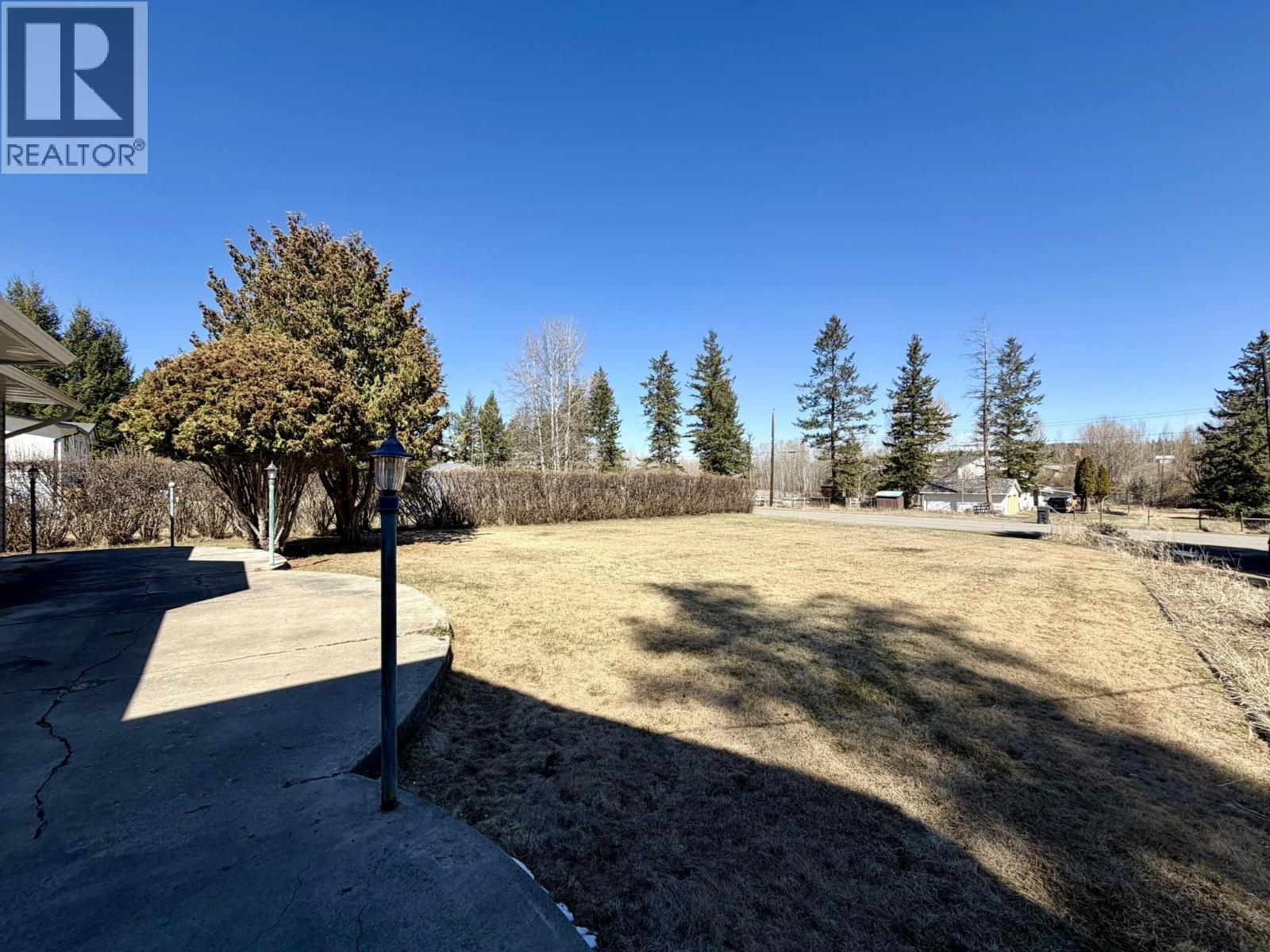 4994 DONSLEEQUA ROAD - 2
