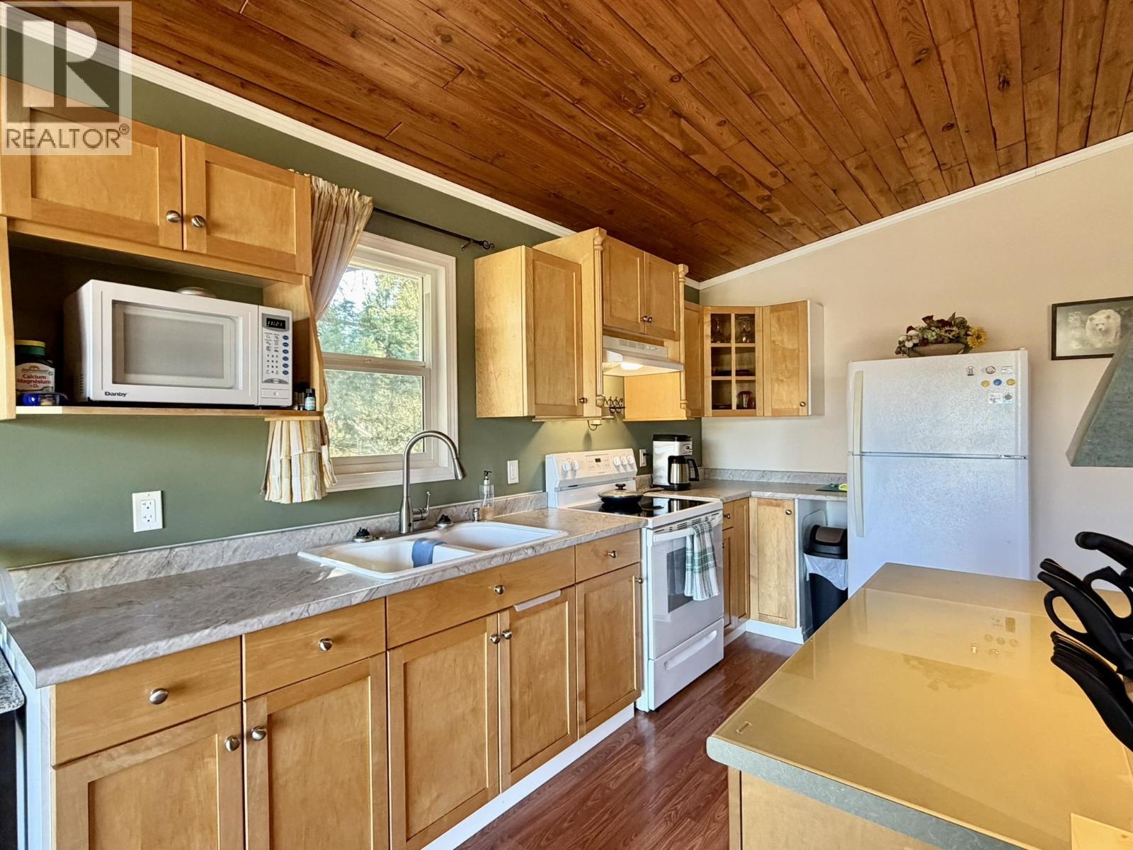 4994 DONSLEEQUA ROAD - 22