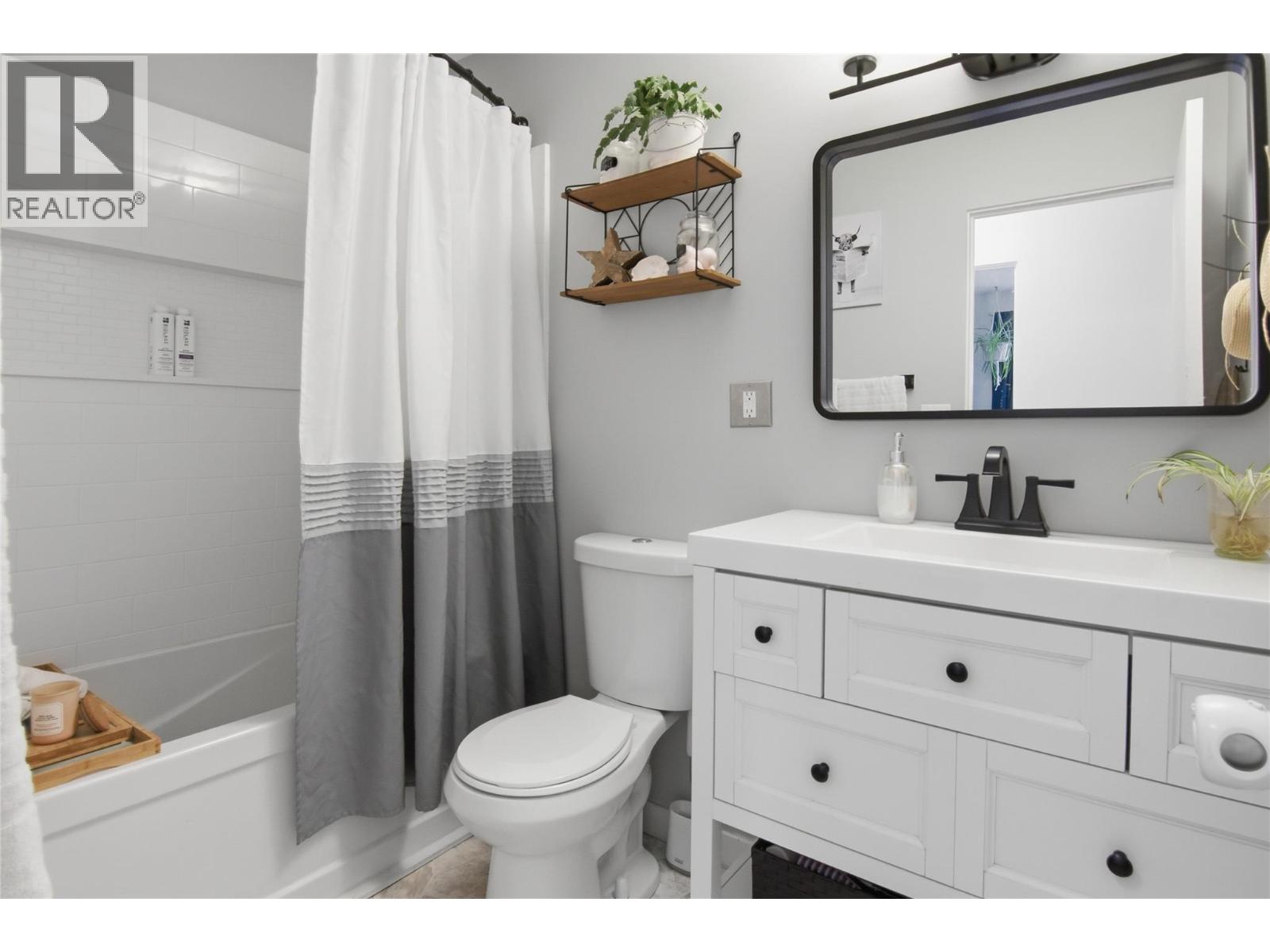 15 Galena Avenue - 19
