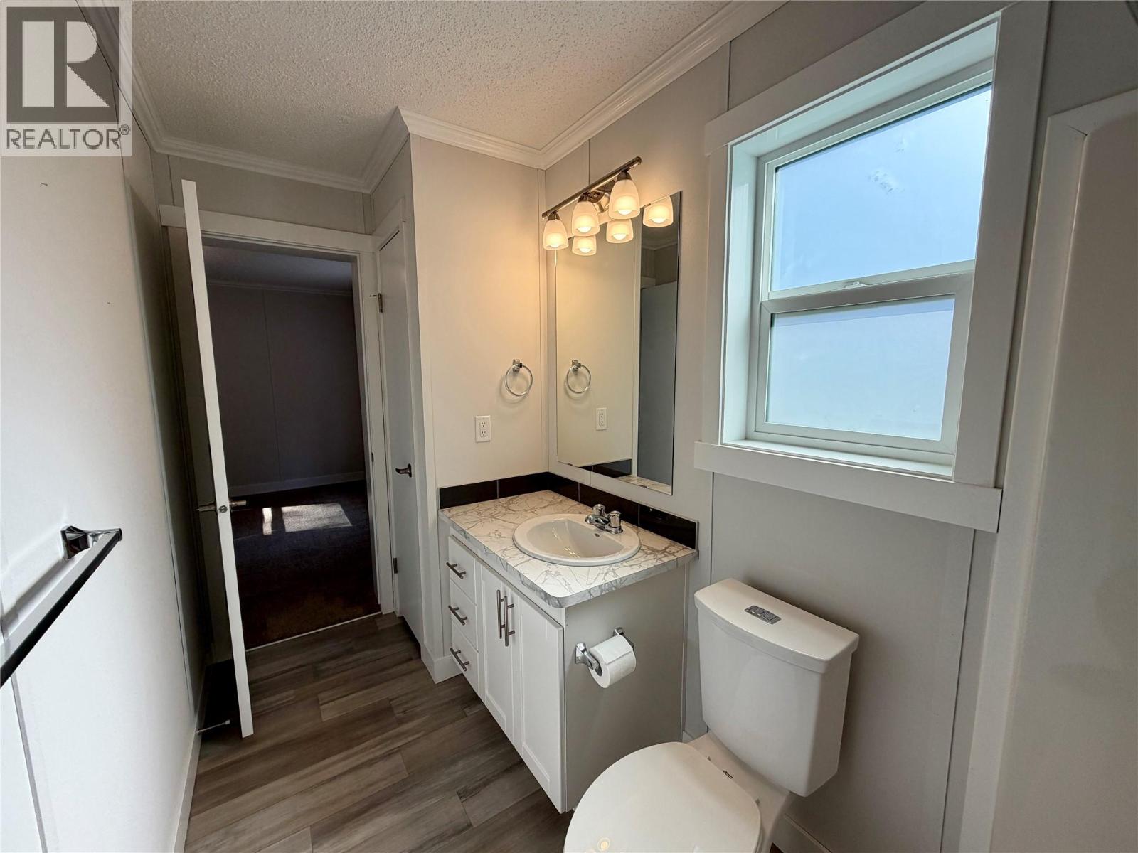 #41 1705 Hillier Road E - 22