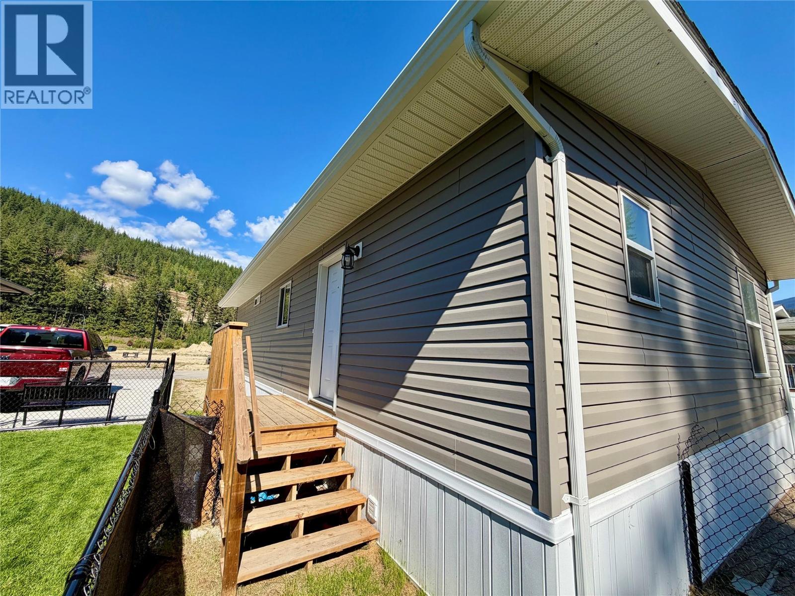 #41 1705 Hillier Road E - Image 3