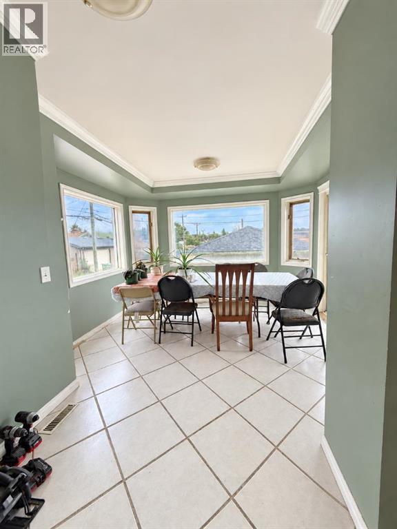 1432 Russet Road NE - 15