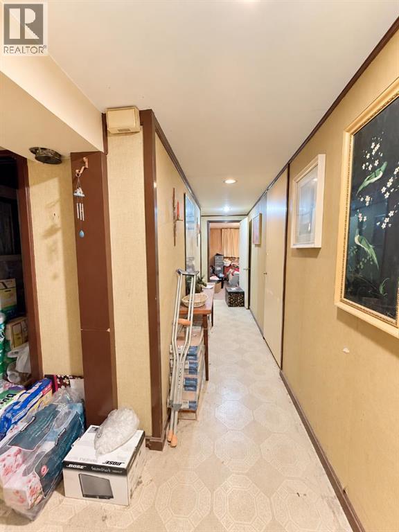 1432 Russet Road NE - 26