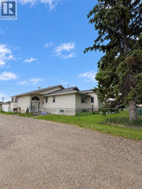 1432 Russet Road NE - 30