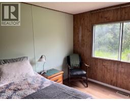 3954 Mclean Road, Quesnel, BC V2J6V5 Photo 12