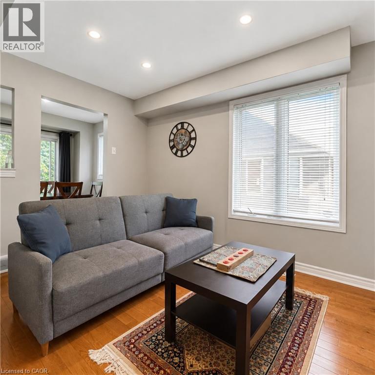 3 Bed, 3 Bath House for Rent in London – 831 DEVERON Crescent, London - Image 7
