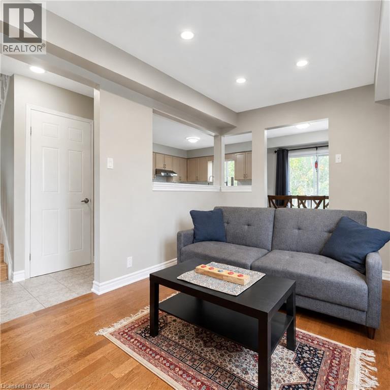 3 Bed, 3 Bath House for Rent in London – 831 DEVERON Crescent, London - Image 14