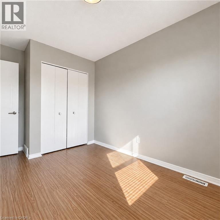 3 Bed, 3 Bath House for Rent in London – 831 DEVERON Crescent, London - Image 25
