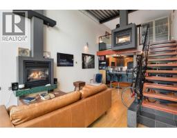 206 1030 Meares St, Victoria, BC V8V5A5 Photo 6