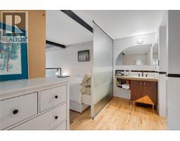 206 1030 Meares St, Victoria, BC V8V5A5 Photo 21