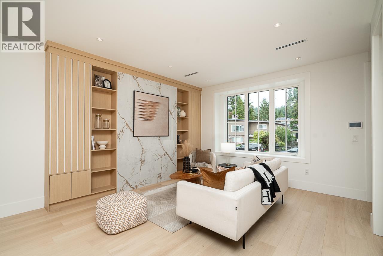 2 1065 RIDLEY DRIVE, Burnaby — photo 3