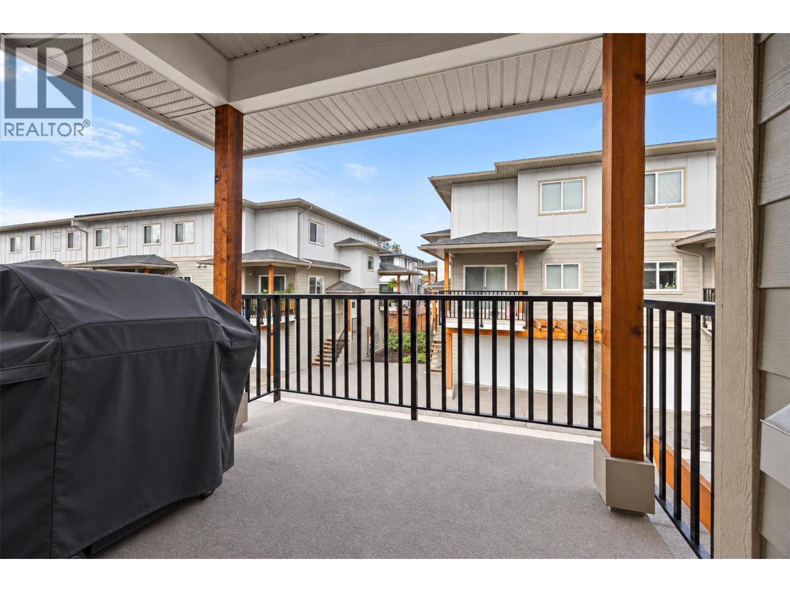 #18 255 Taylor Road - 16
