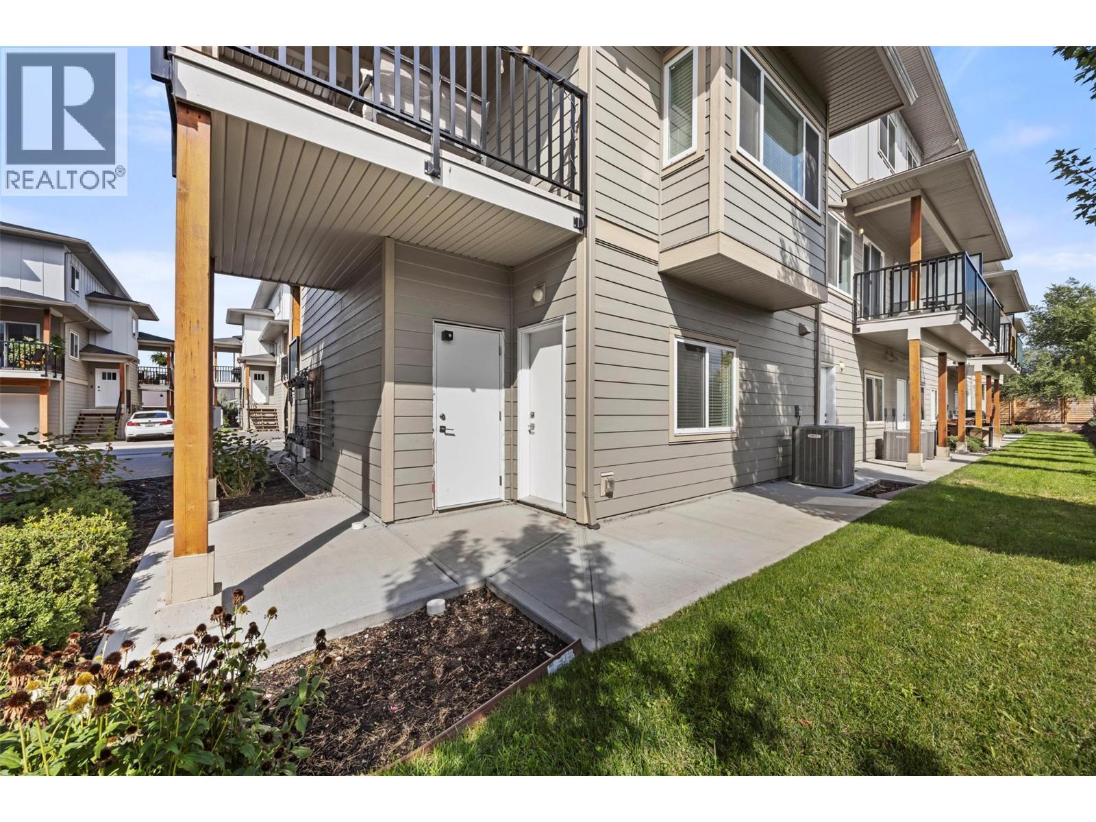 #18 255 Taylor Road - 41