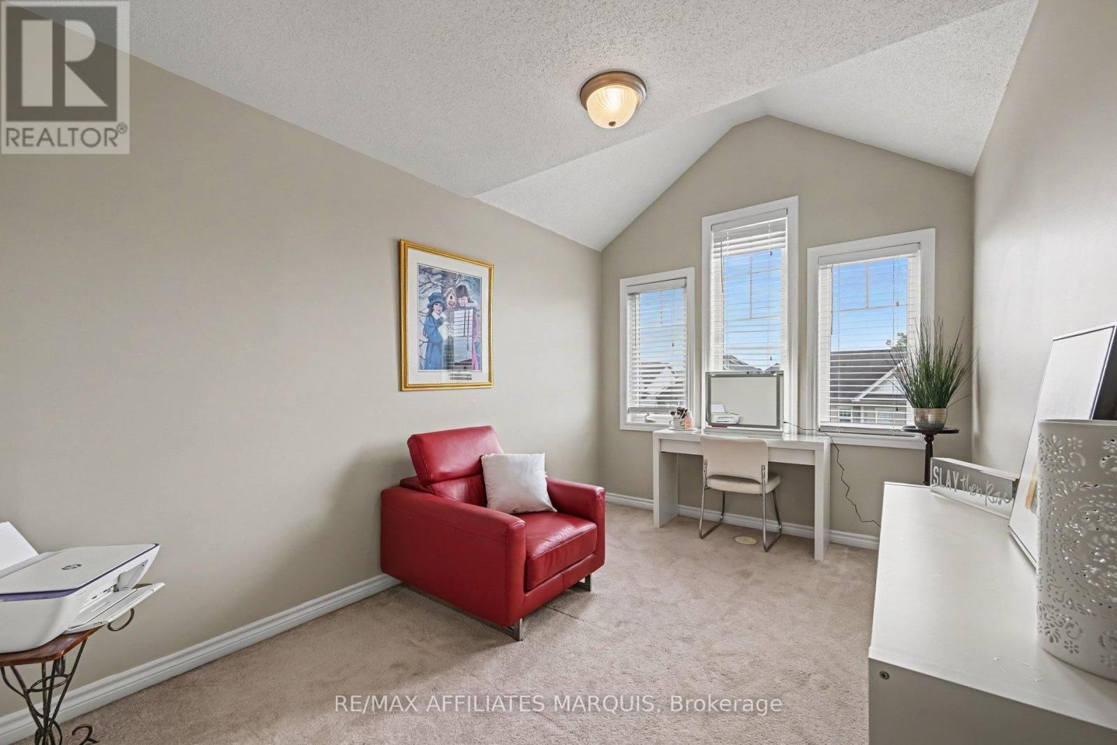 2423 NUTGROVE AVENUE - 16