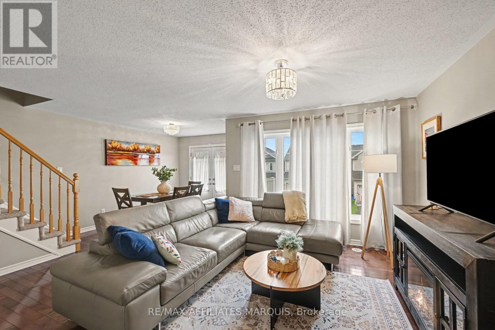 2423 NUTGROVE AVENUE - 5