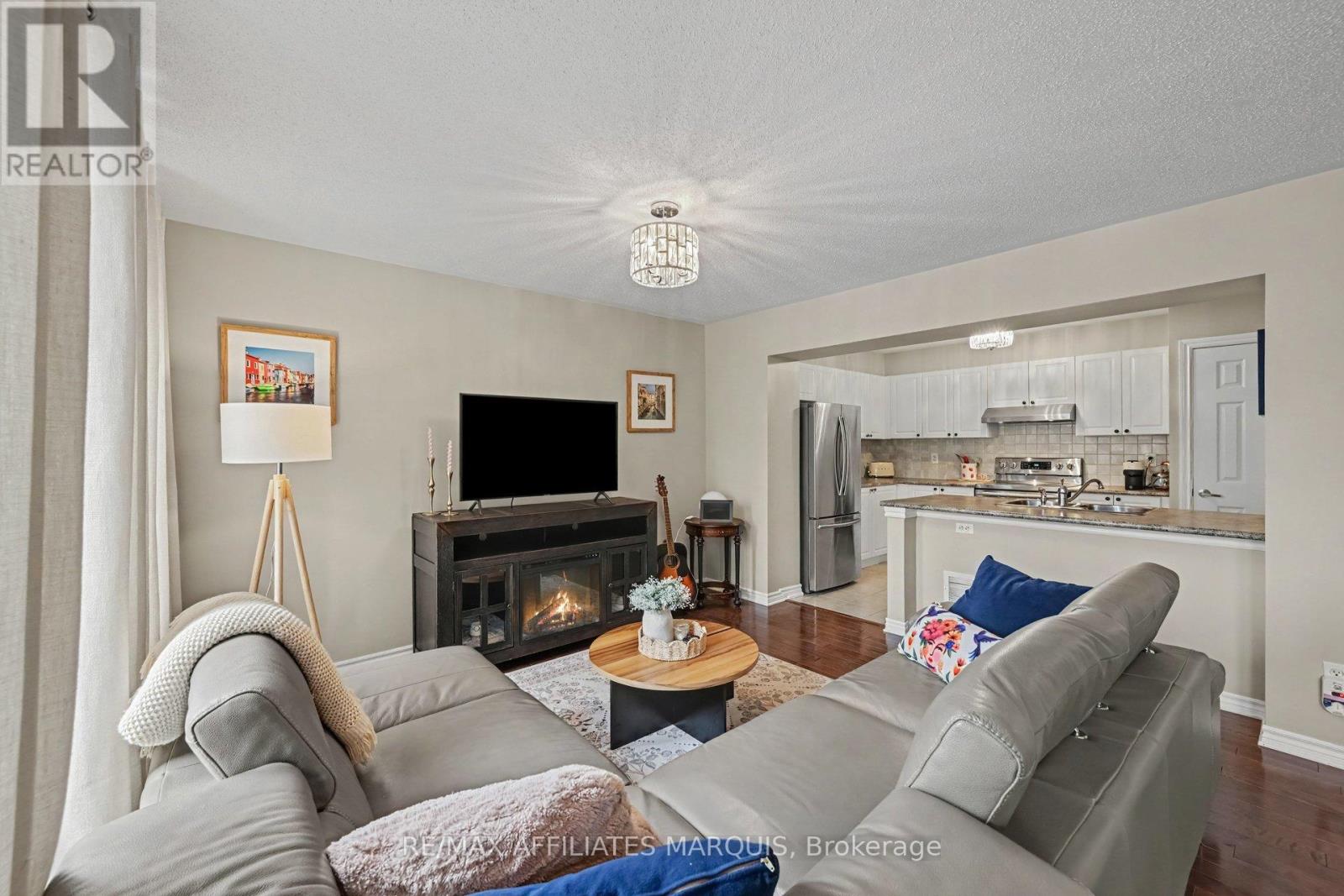 2423 NUTGROVE AVENUE - 6