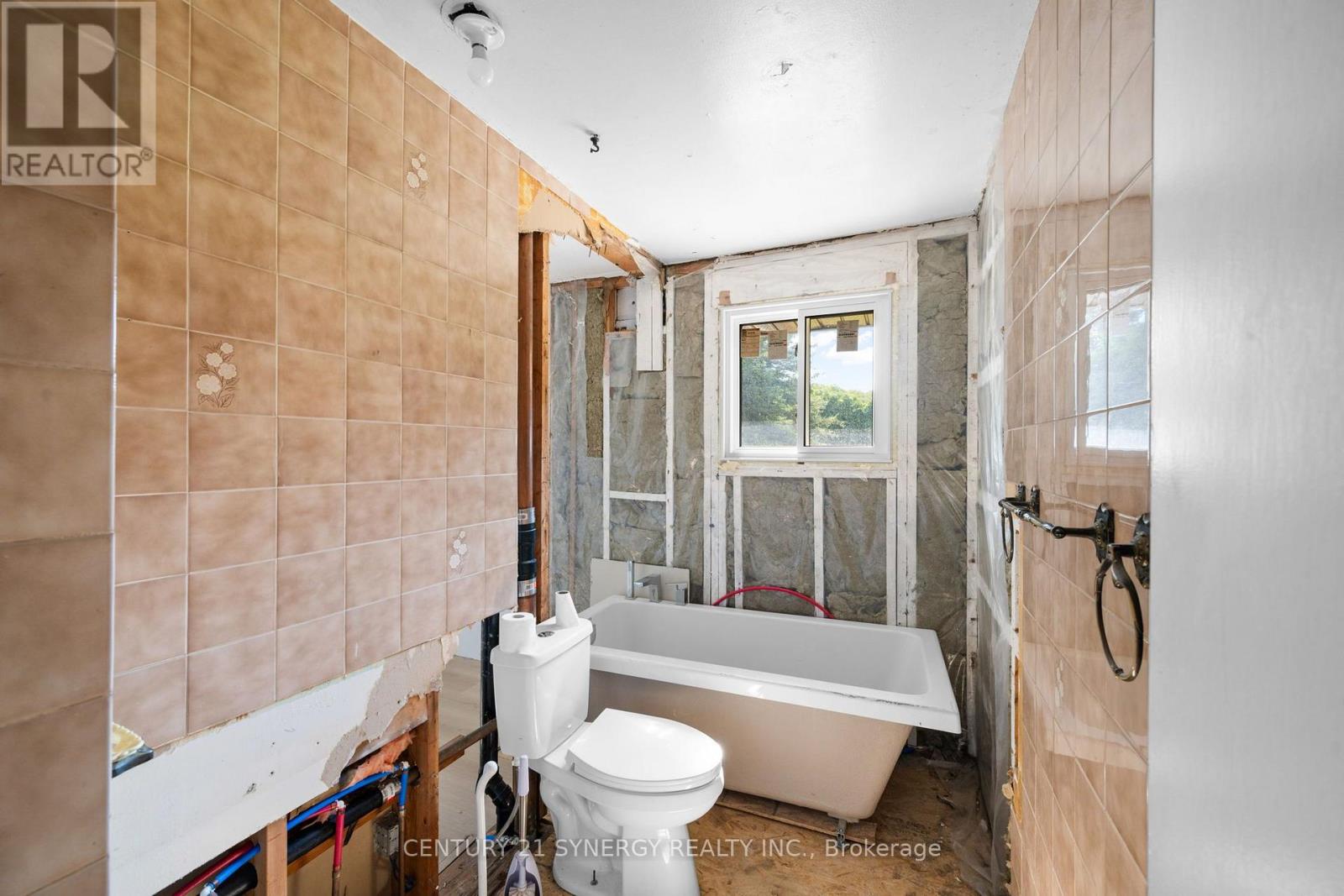 3 Bed, 2 Bath House for Sale in Ottawa – 1134 QUIGLEY HILL ROAD, Ottawa – MLS# X13769600 - Image 19