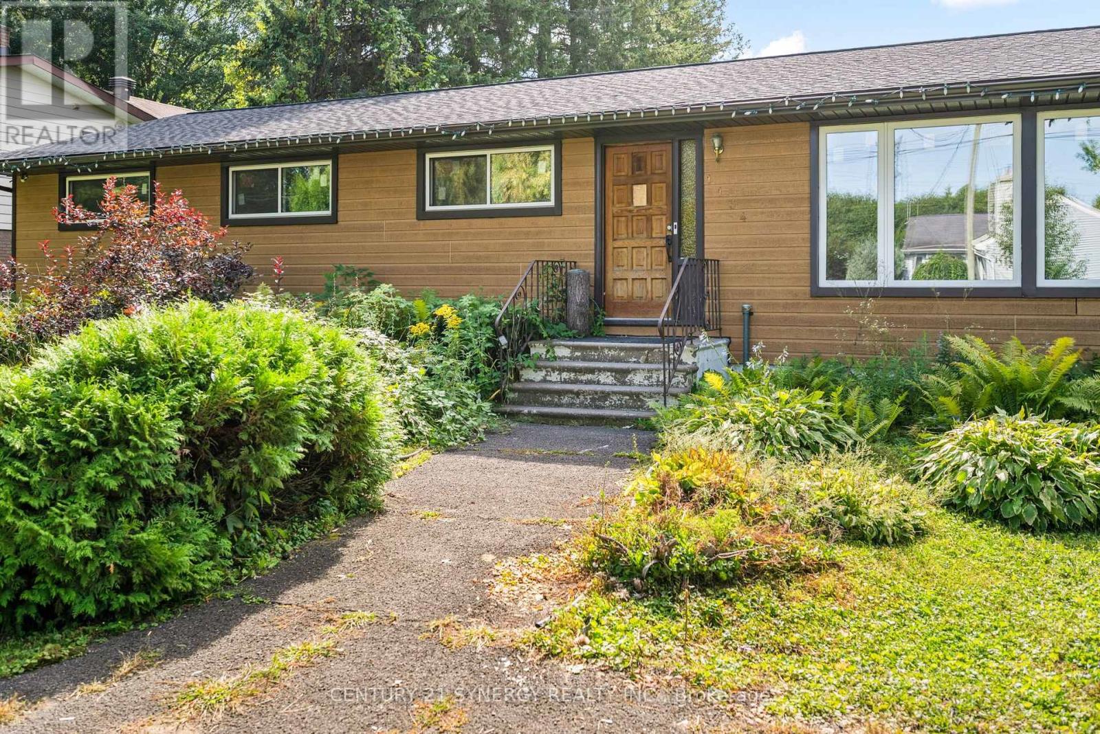 3 Bed, 2 Bath House for Sale in Ottawa – 1134 QUIGLEY HILL ROAD, Ottawa – MLS# X13769600 - Image 6