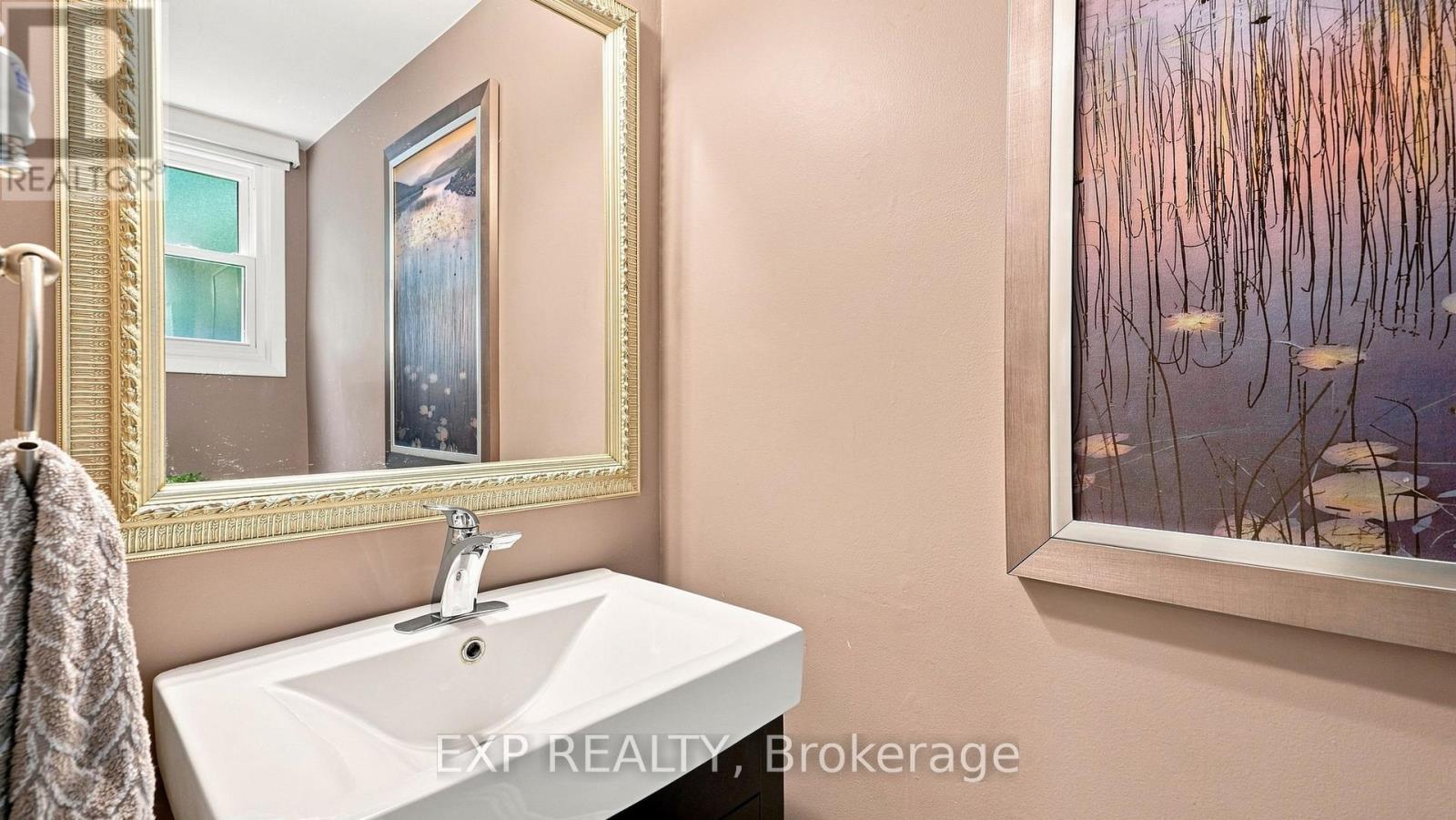 73 WESTGATE PARK DRIVE - Image 30