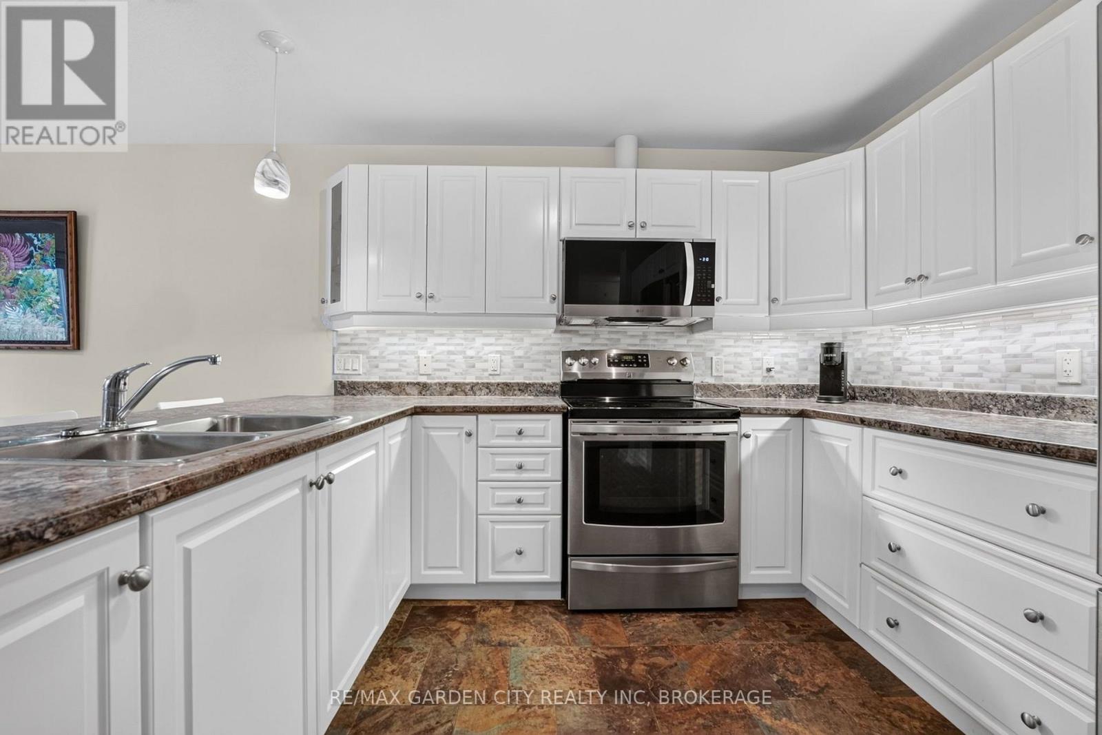3973 SUNSET LANE - 10