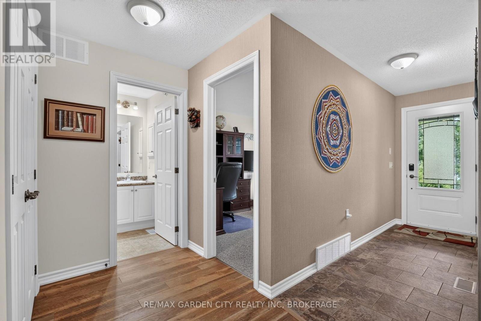 3973 SUNSET LANE - Image 17