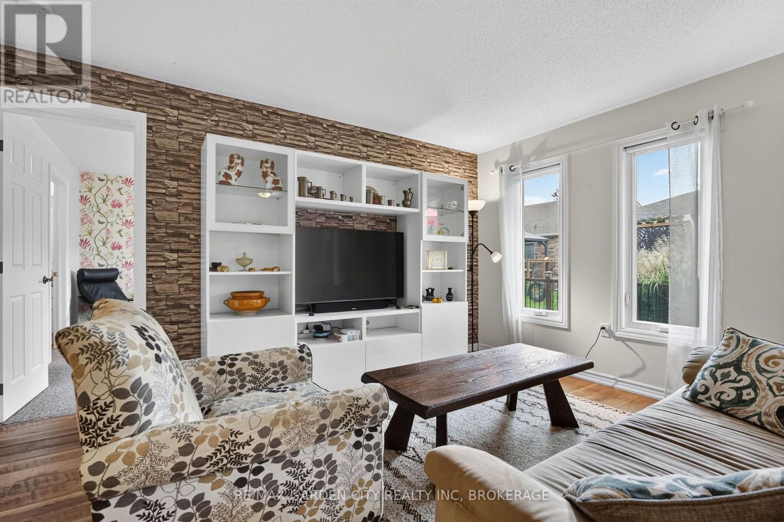 3973 SUNSET LANE - Image 20