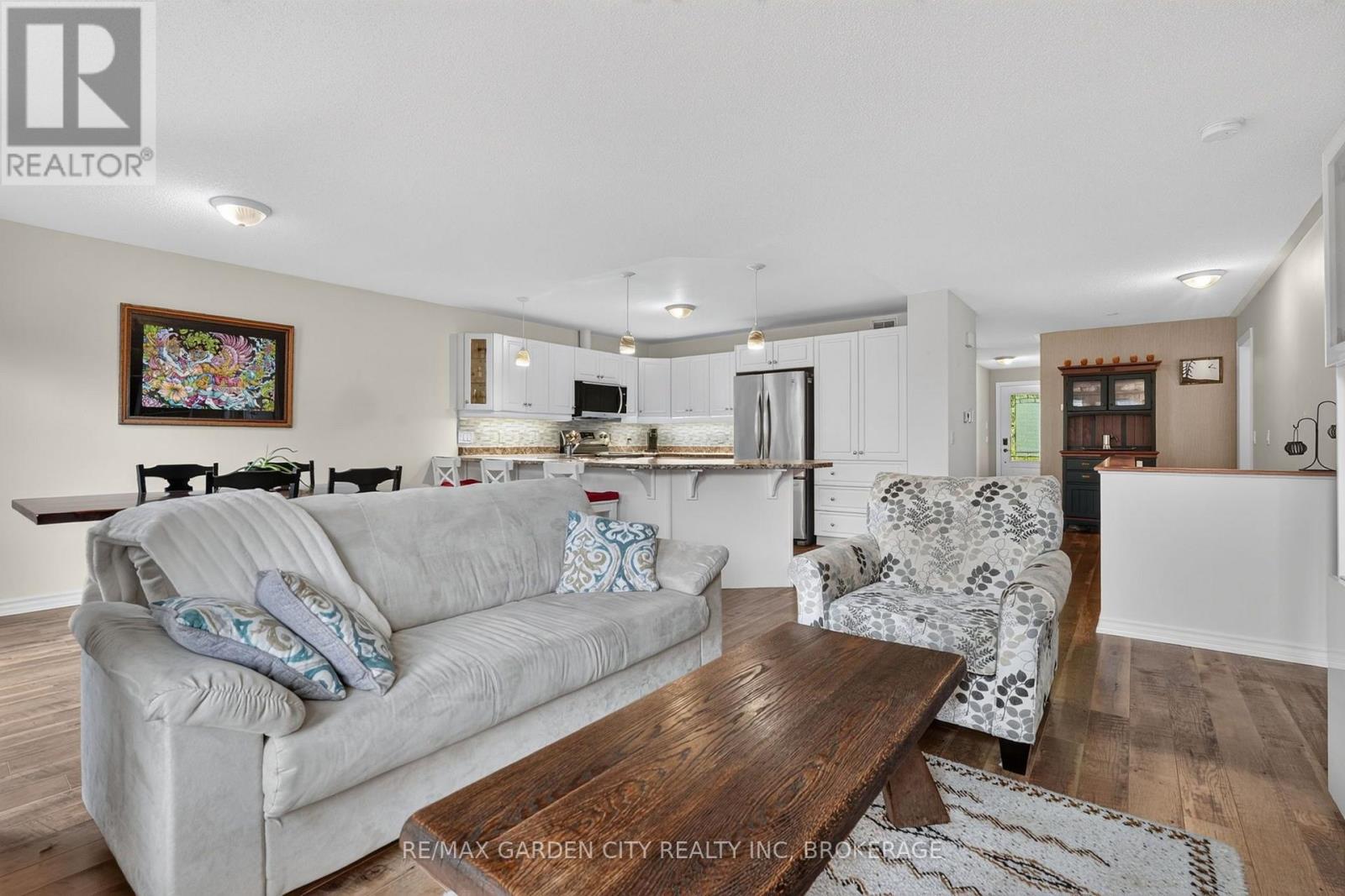 3973 SUNSET LANE - Image 22