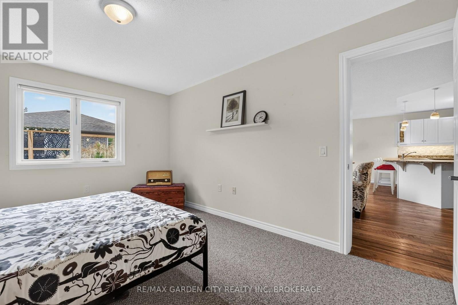 3973 SUNSET LANE - Image 25