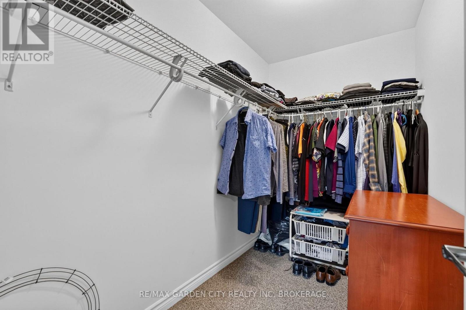 3973 SUNSET LANE - Image 28
