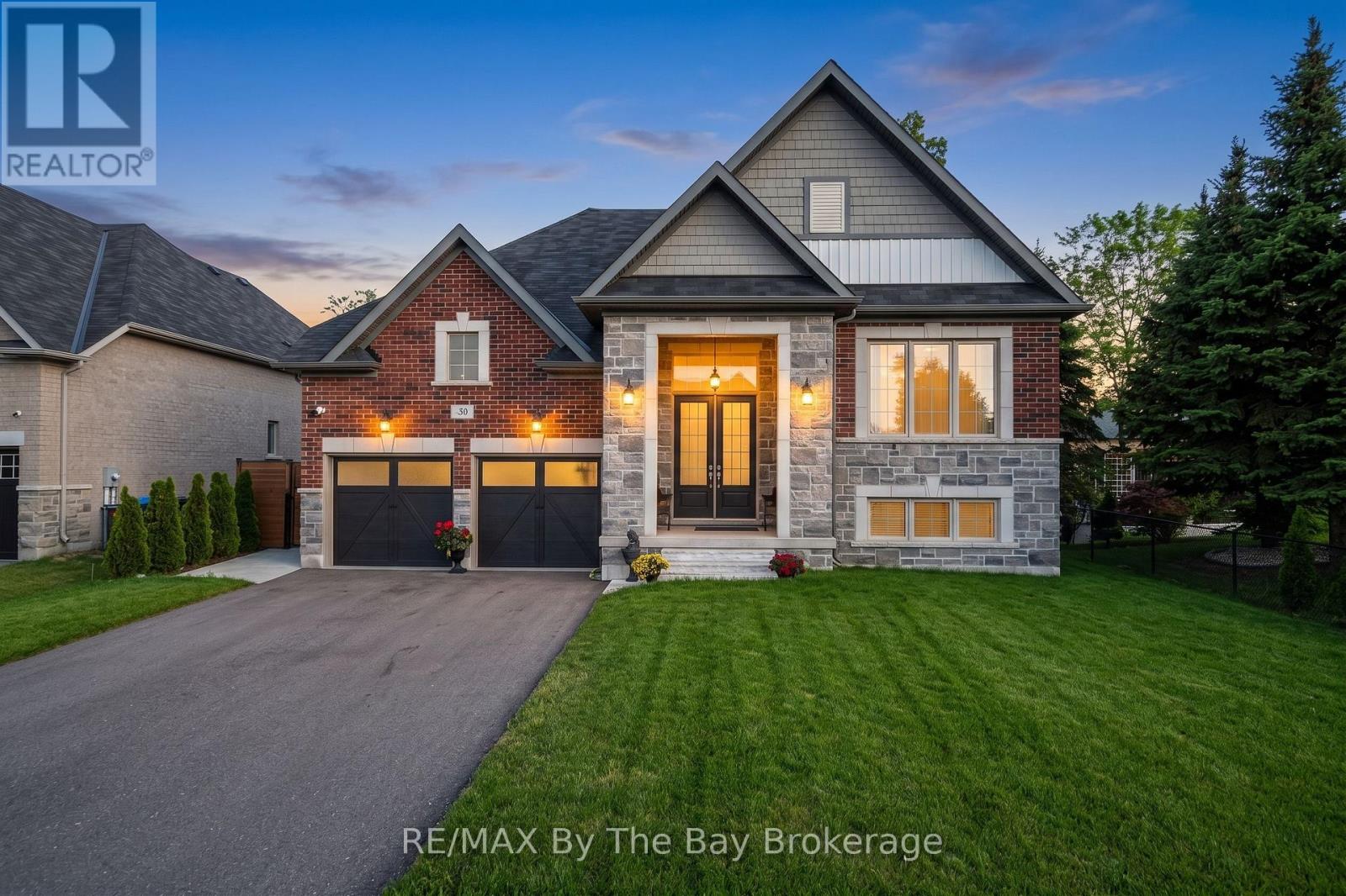 Property for sale at 43 FAWNDALE CRESCENT