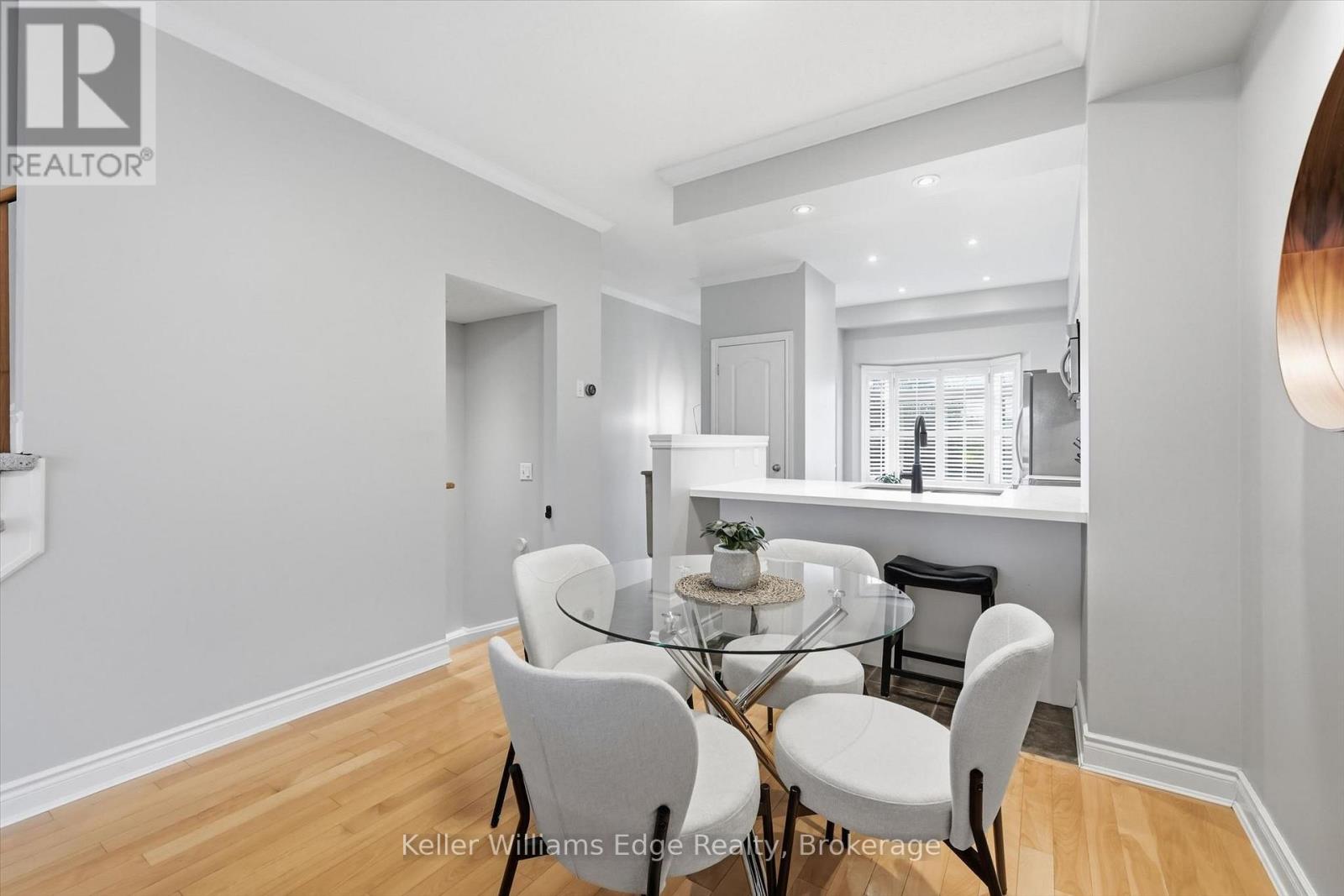 #29 5080 FAIRVIEW STREET - 12