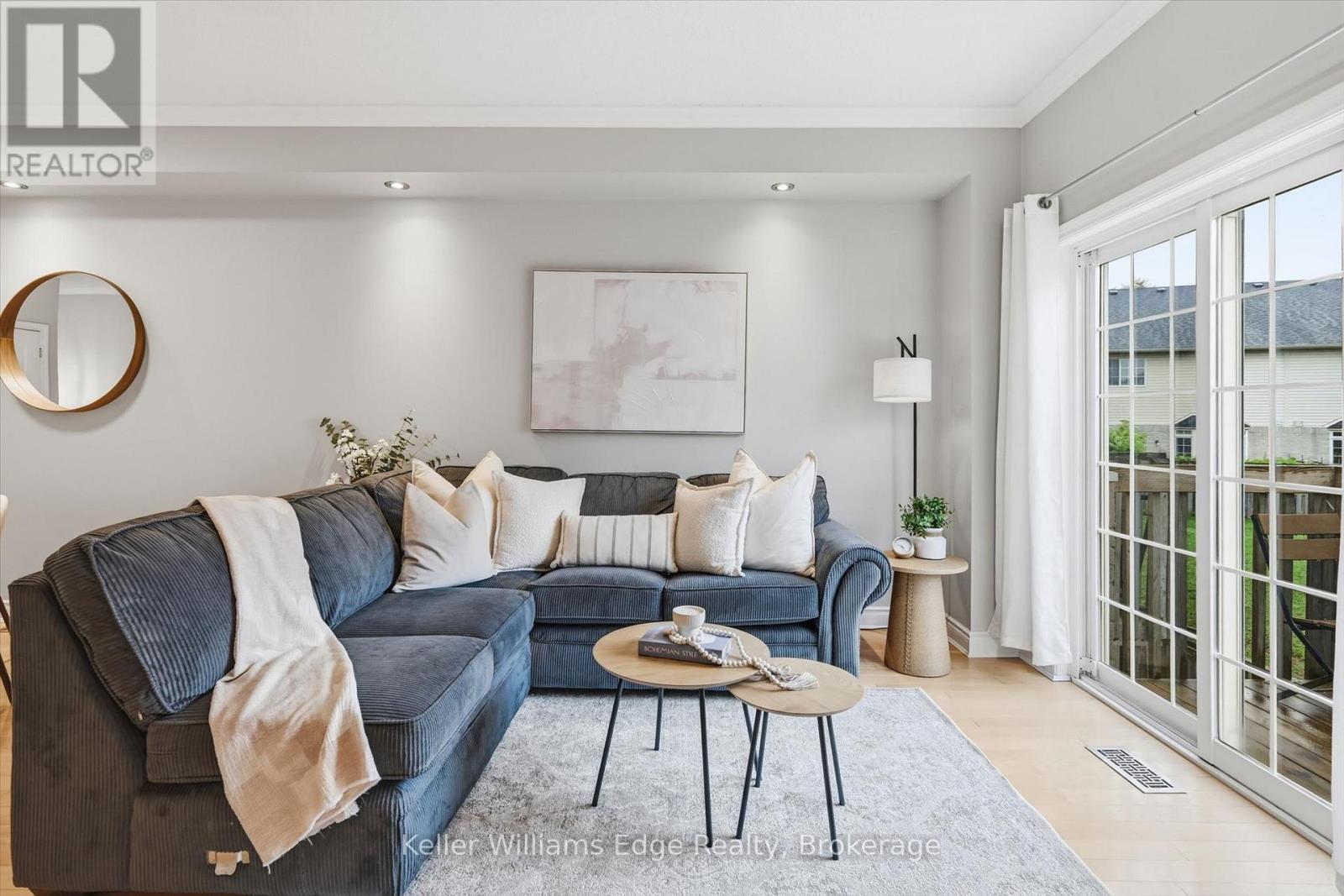 #29 5080 FAIRVIEW STREET - 15