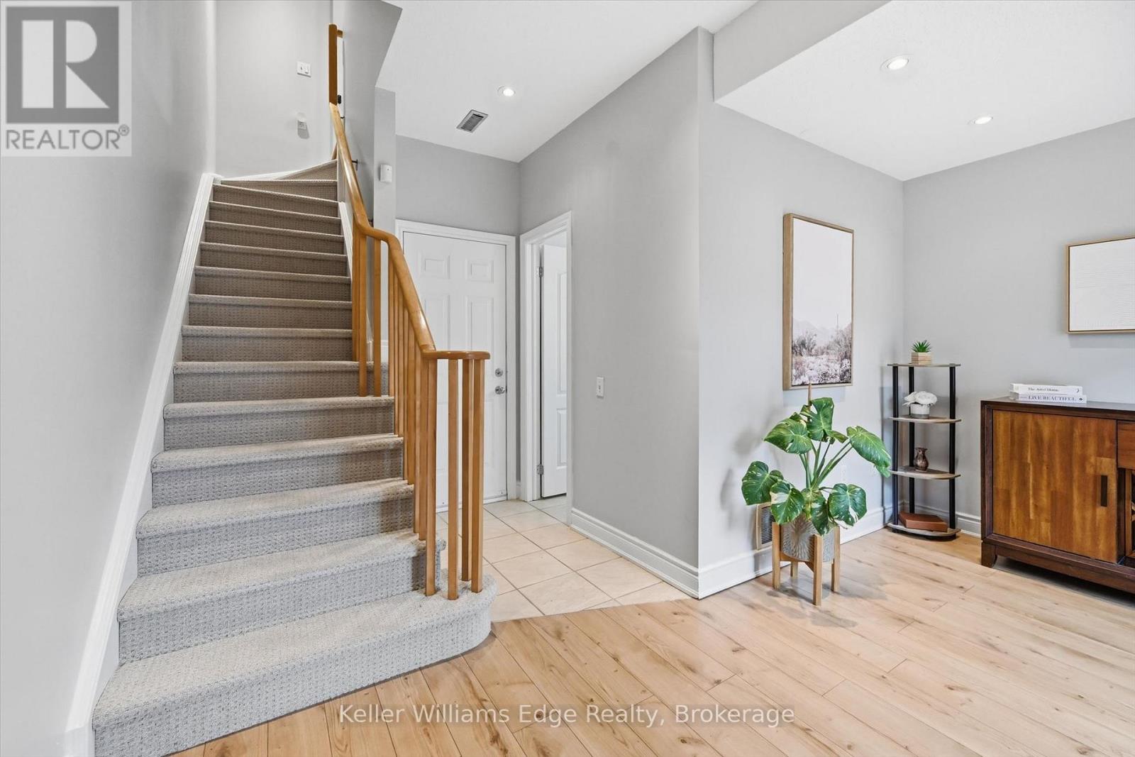 #29 5080 FAIRVIEW STREET - 34