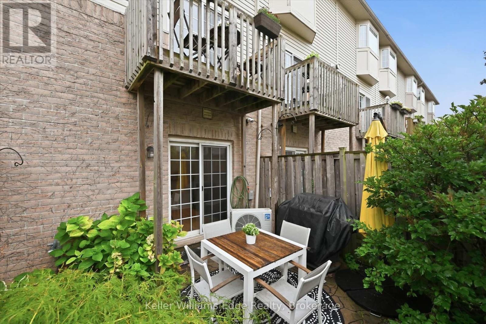#29 5080 FAIRVIEW STREET - 41