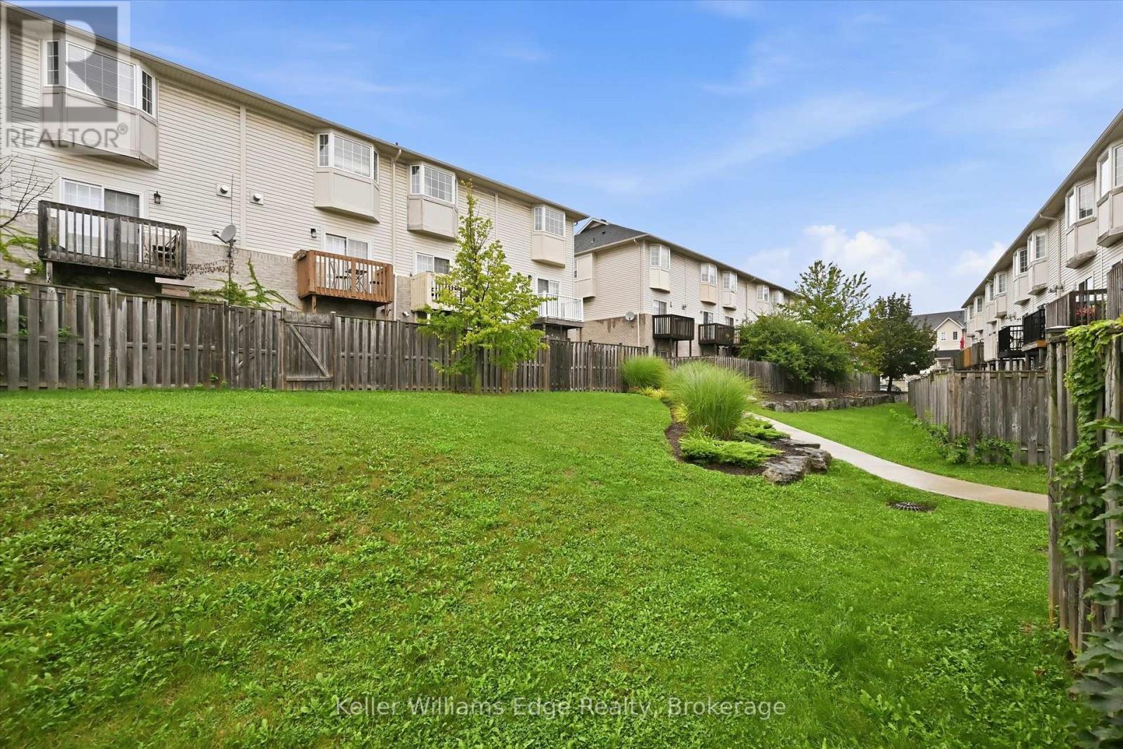 #29 5080 FAIRVIEW STREET - 44
