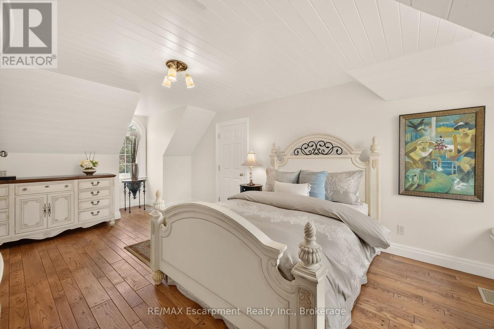 6493 JANUARY DRIVE - Image 33