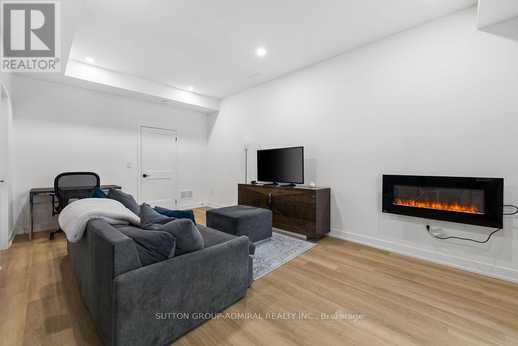 80 BUDE STREET - Image 44