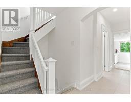 Upper - 553 Broadview Avenue, Toronto, ON M4K2N7 Photo 19