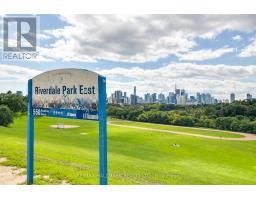 Upper - 553 Broadview Avenue, Toronto, ON M4K2N7 Photo 26