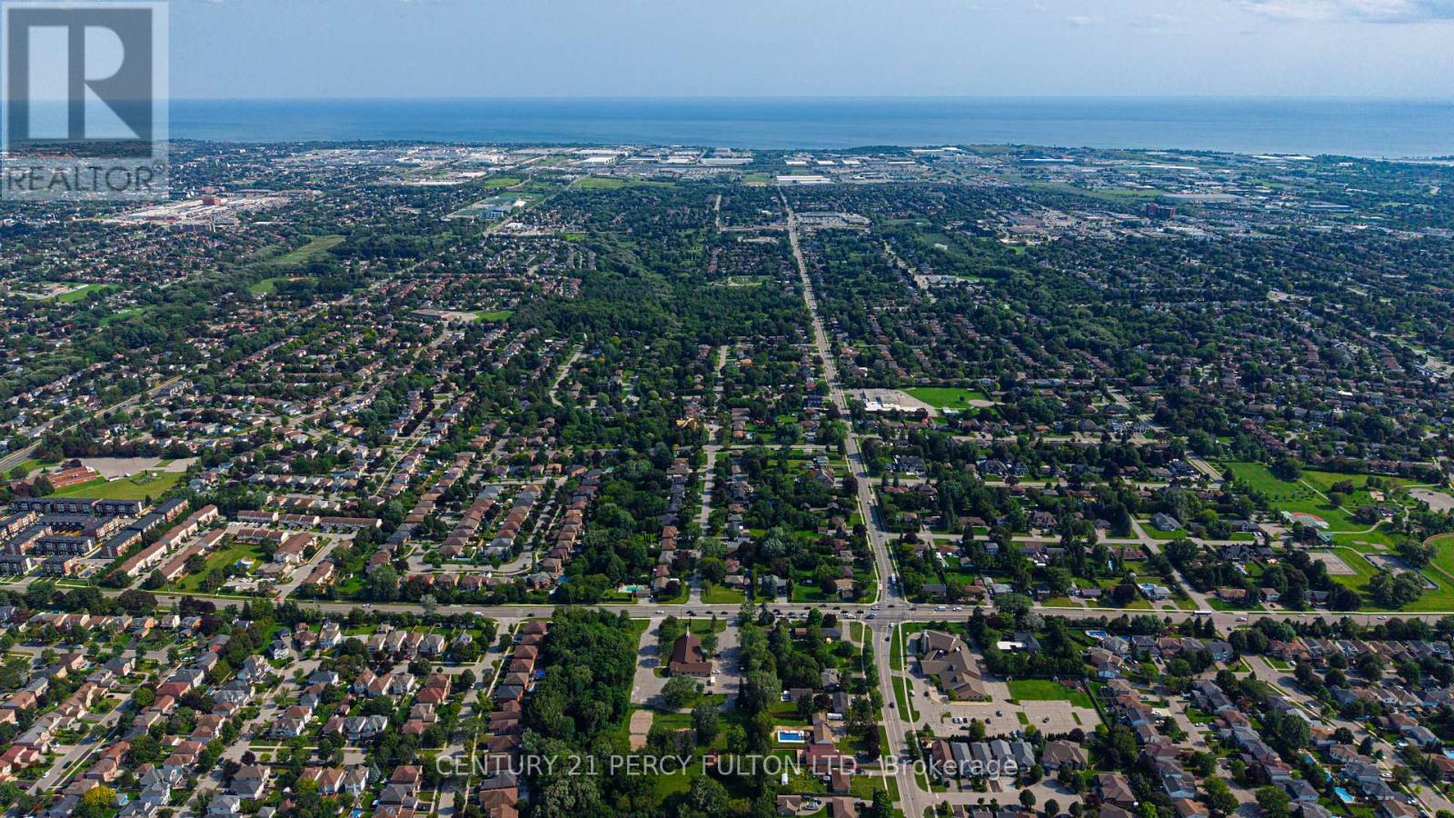 1906 ROSSLAND ROAD E - 16