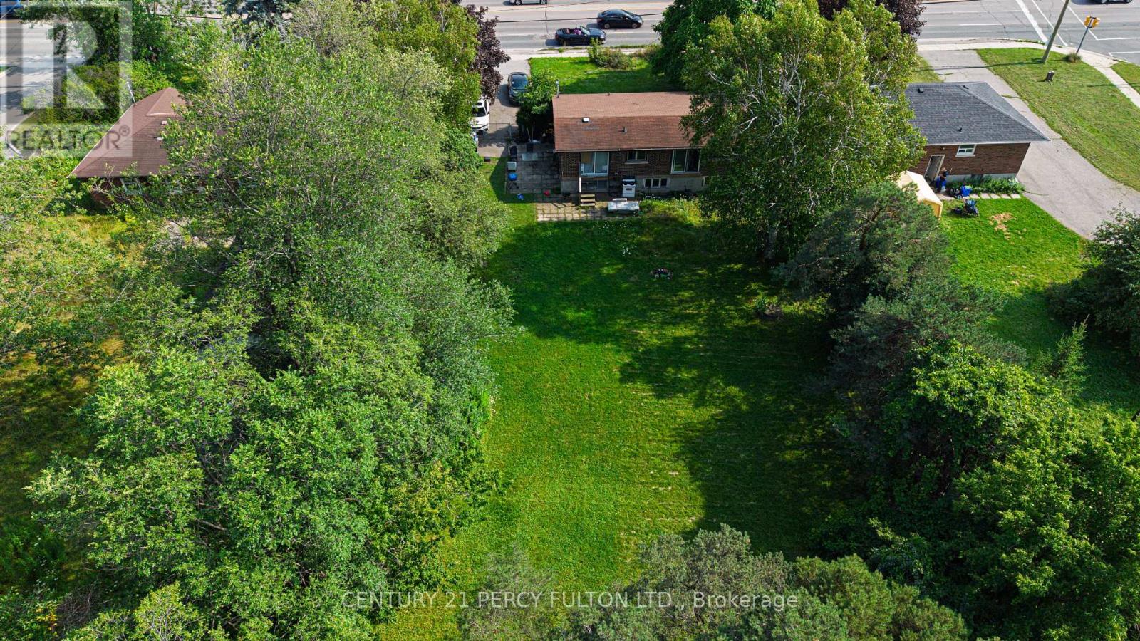 1906 ROSSLAND ROAD E - Image 22